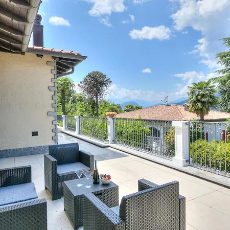 Casa Francesca Garden And View