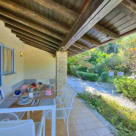 Casa Francesca Garden And View Castello (Varese)
